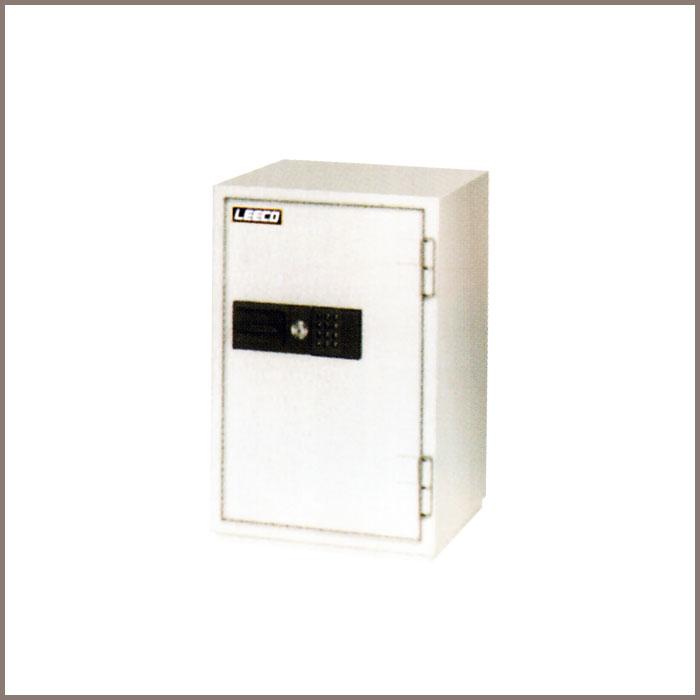 CSGL-72E: 610Wx630Dx1250H, NET WT. : 314 Kgs. CAPACITY : 170 Liters ACCESSORIES : 1 Drawers with key, 2 Shelves JIS FIRE RATING : 2 Hrs 