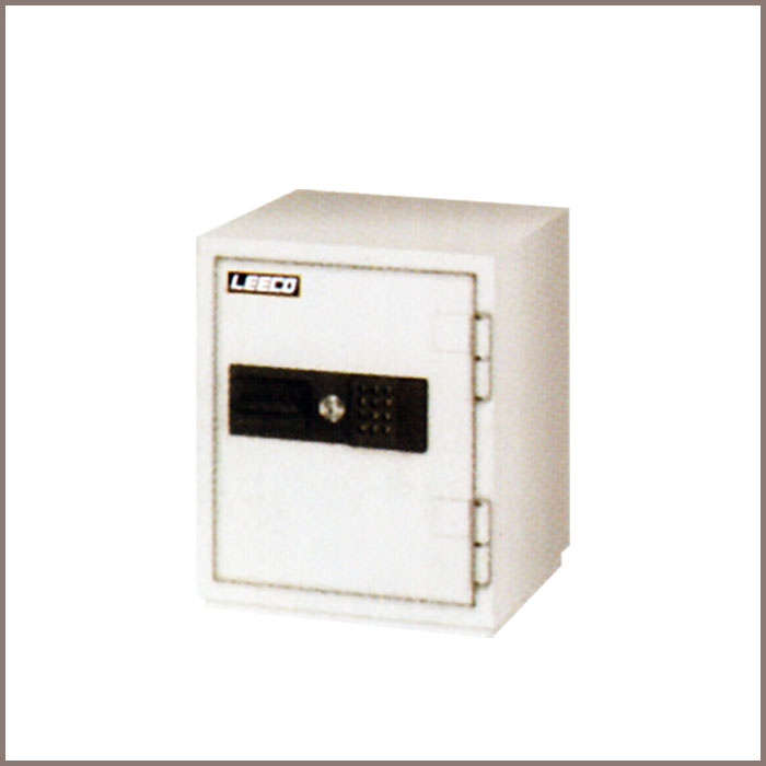 CSGL-70E: 610Wx630Dx750H, NET WT. : 195 Kgs. CAPACITY : 90 Liters ACCESSORIES : 1 Drawers with key, 1 Shelf JIS FIRE RATING : 2 Hrs. 