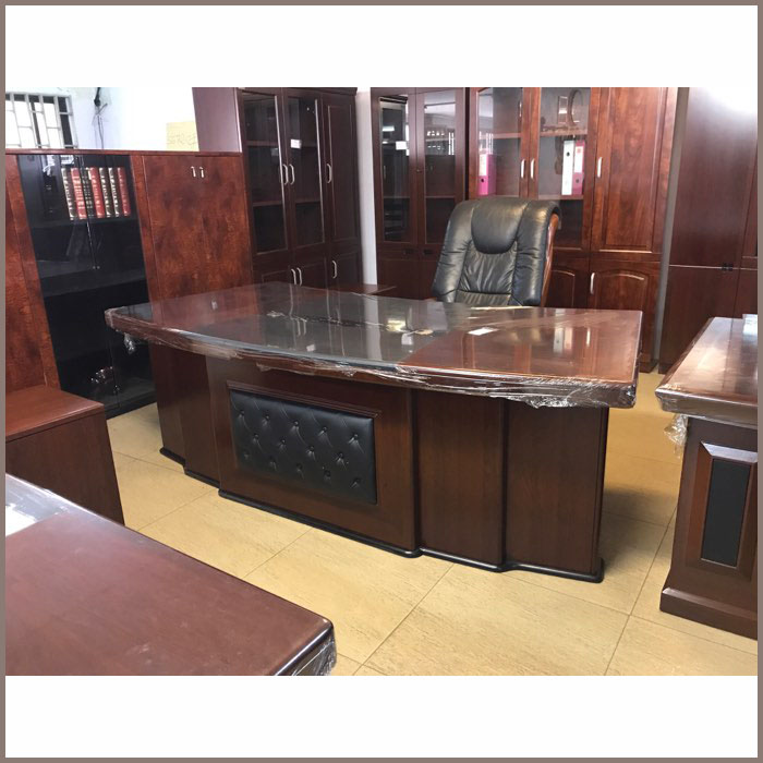 ExecutiveDesk:HS3211,W2400xD1000xH760